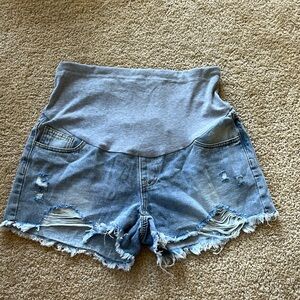 Maternity denim shorts